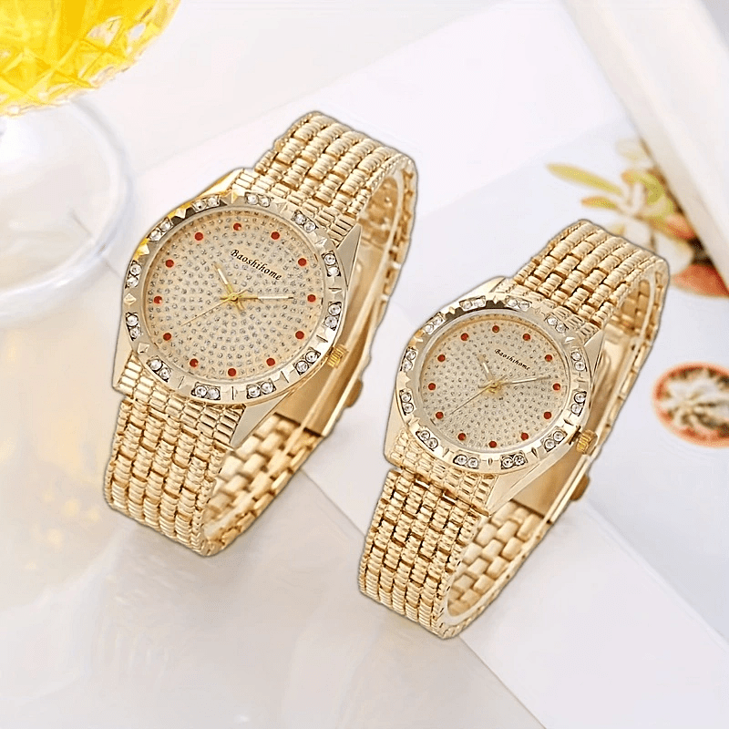 Conjunto de relojes elegantes para parejas: relojes de pulsera de cuarzo de lujo con incrustaciones de diamantes de imitación y correa de aleación dorada ajustable, caja glamorosa de oro rosa para hombres y mujeres