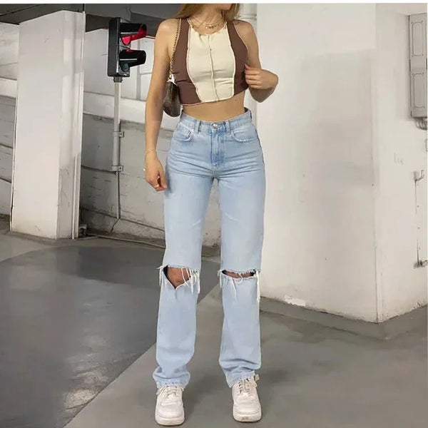 Pantalon Jean para una mujer elegante y moderna con estilo unico