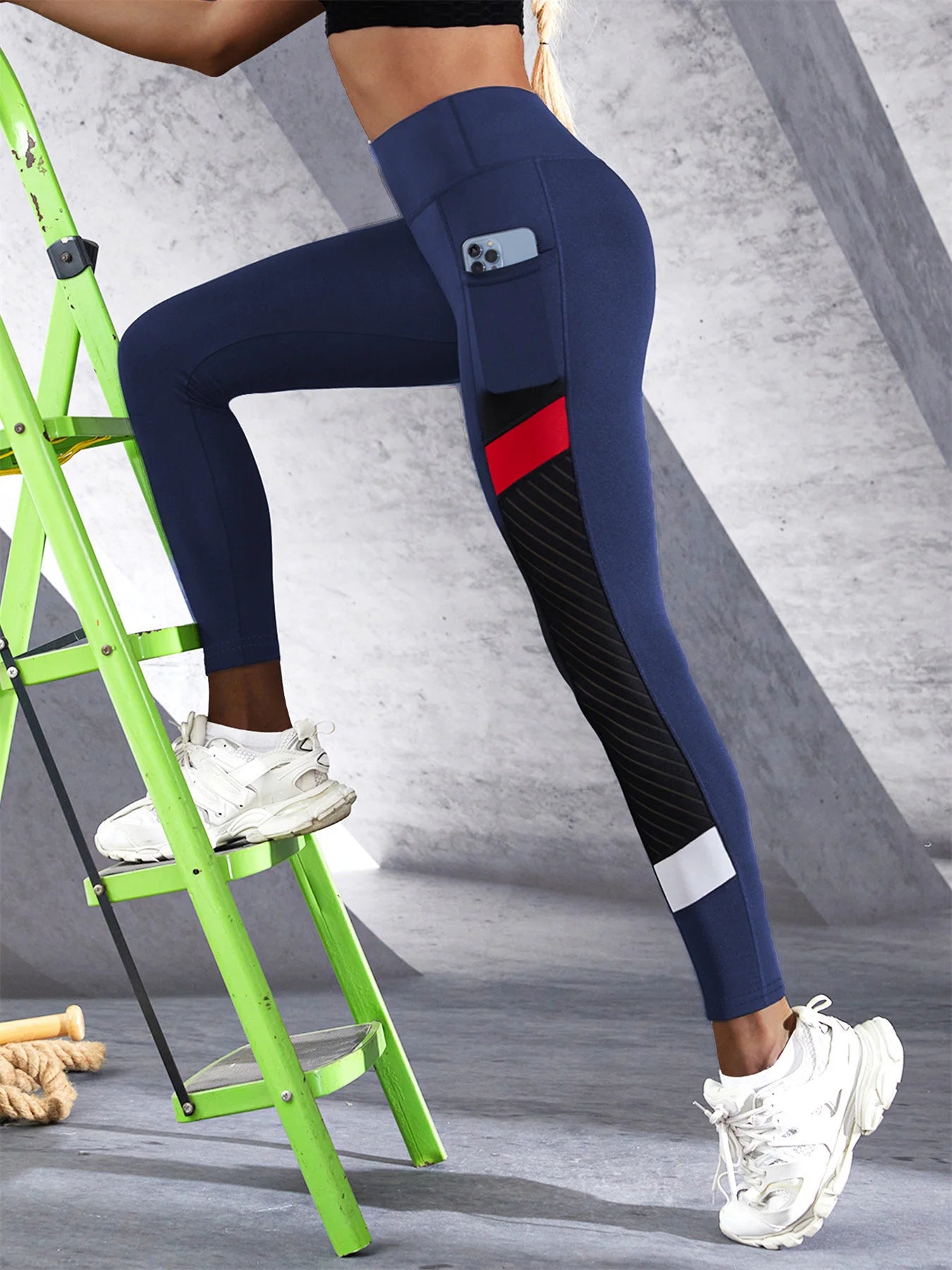 Pantalón deportivo para Mujer con un diseño agradable y control de abdomen