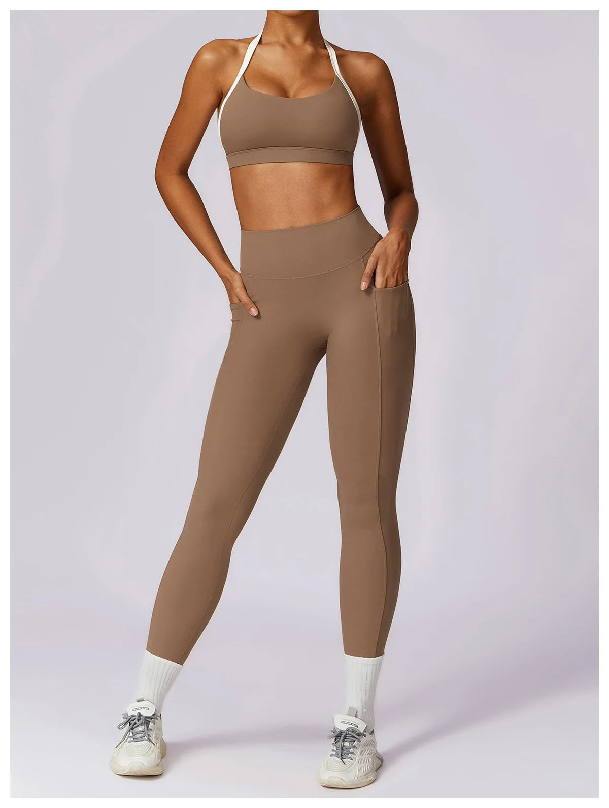 Conjunto deportivo para mujer, conjunto de 2 unidades ajustables y cómodos.