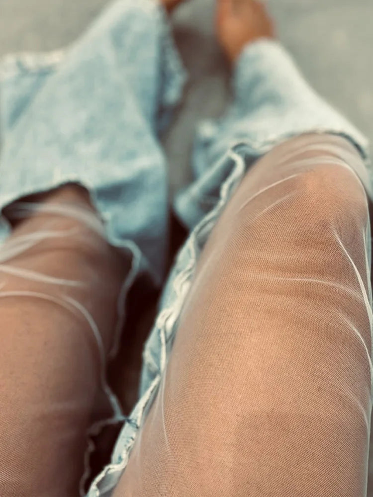 Pantalon vaquero de diseñador para mujer, pantalones vaqueros con paneles hasta la rodilla de malla transparente, pantalones de calle de cintura alta desgastados estilo Hip Hop