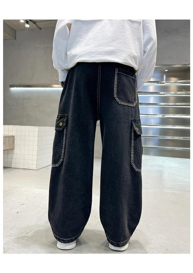 Pantalon jean con diseño actual para  niño, cómodo y elegante