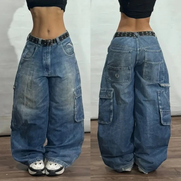 Pantalones de moda hip-hop para una mujer valiente y con estilo