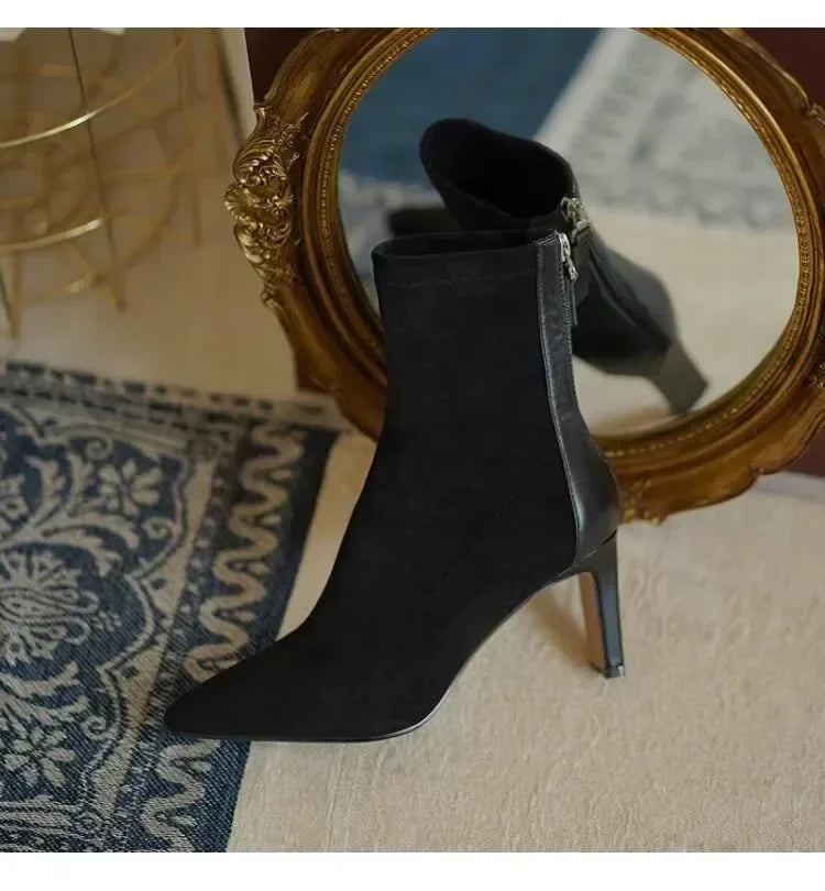 Botas de tacón alto para mujer 2025, estilo coreano de otoño e invierno, tacón medio, botas ajustadas y delgadas, punta en punta, botas tipo calcetín para mujer.