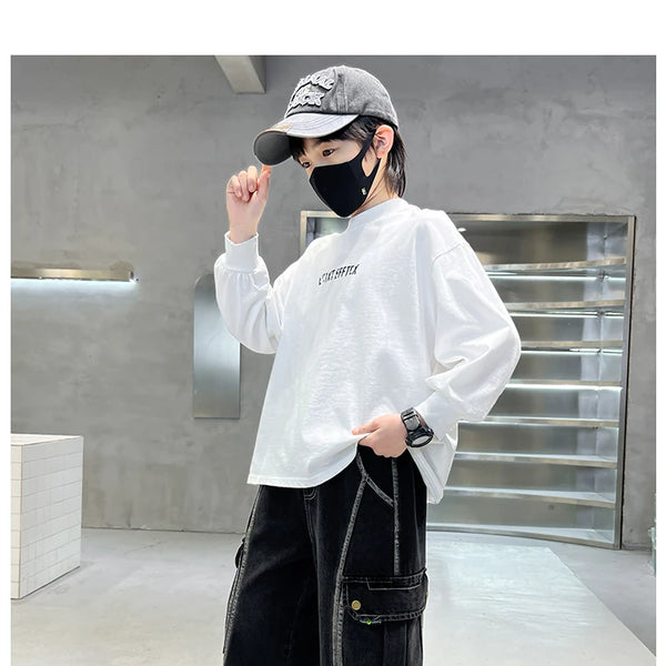 Pantalon jean con diseño actual para  niño, cómodo y elegante