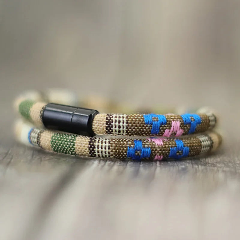 Pulsera de cuerda Bohemia atraer pulsera magnética aventura supervivencia Braslet Pulseras Hilo Hombre Surf en la playa Brazalete