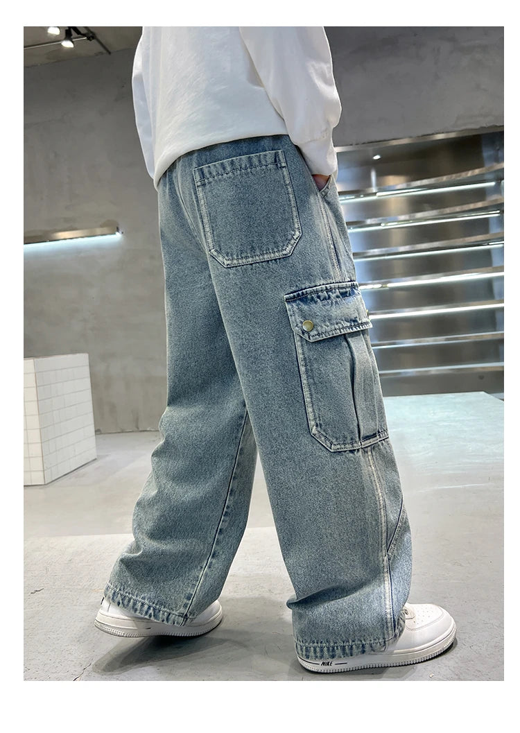 Pantalon jean con diseño actual para  niño, cómodo y elegante
